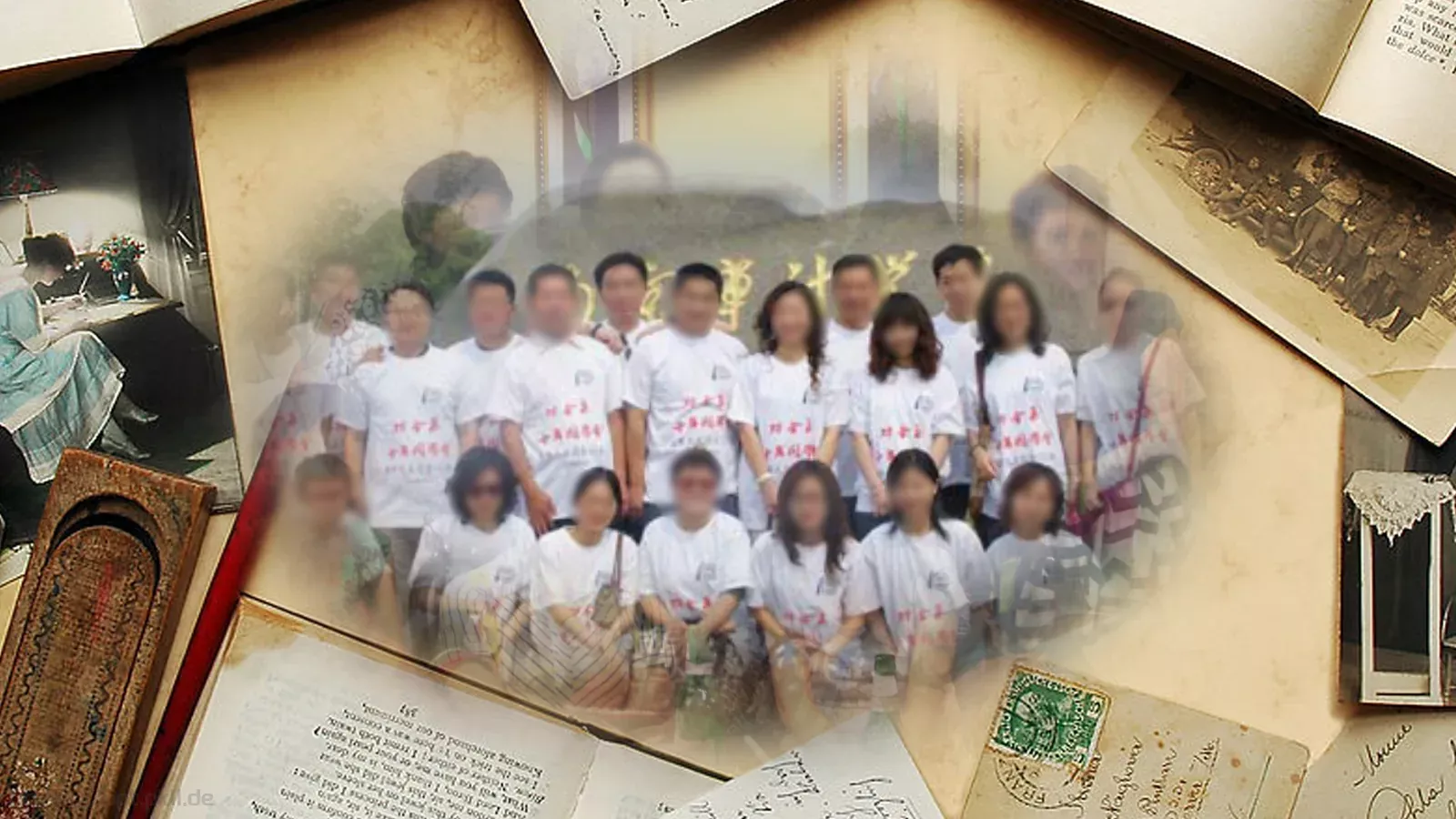 我们一起走过的青春同学聚会PPT模板 第 11 页预览图